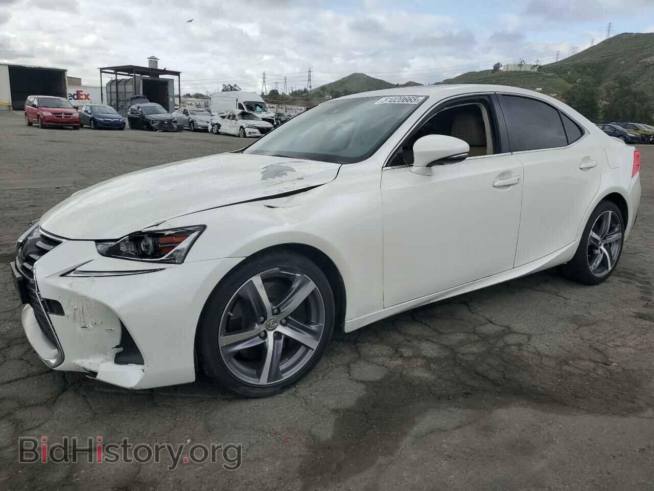 Photo JTHCM1D23H5016354 - LEXUS IS 2017