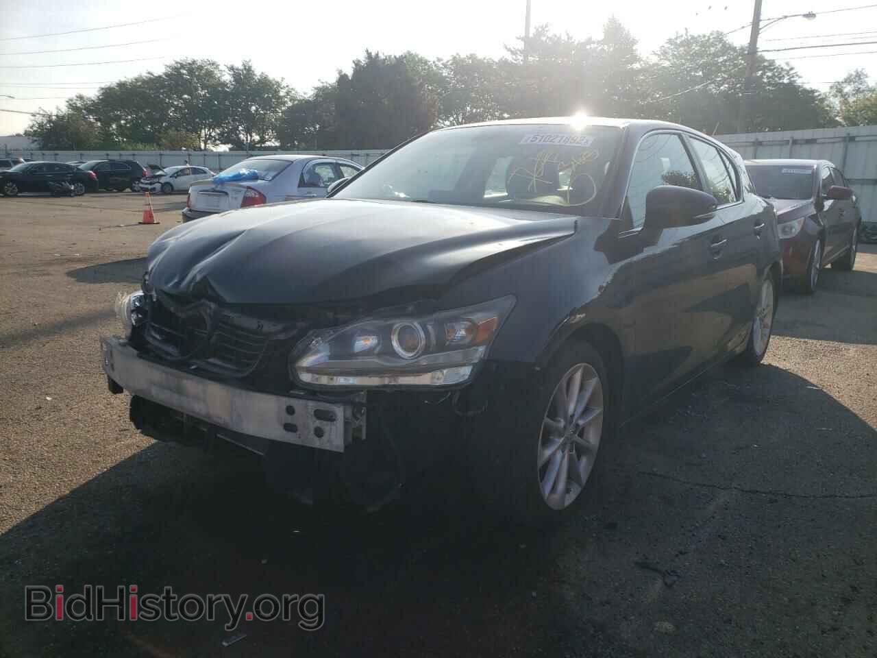 2011 LEXUS CT 200 - VIN: JTHKD5BH3B2025879 - Фото 2