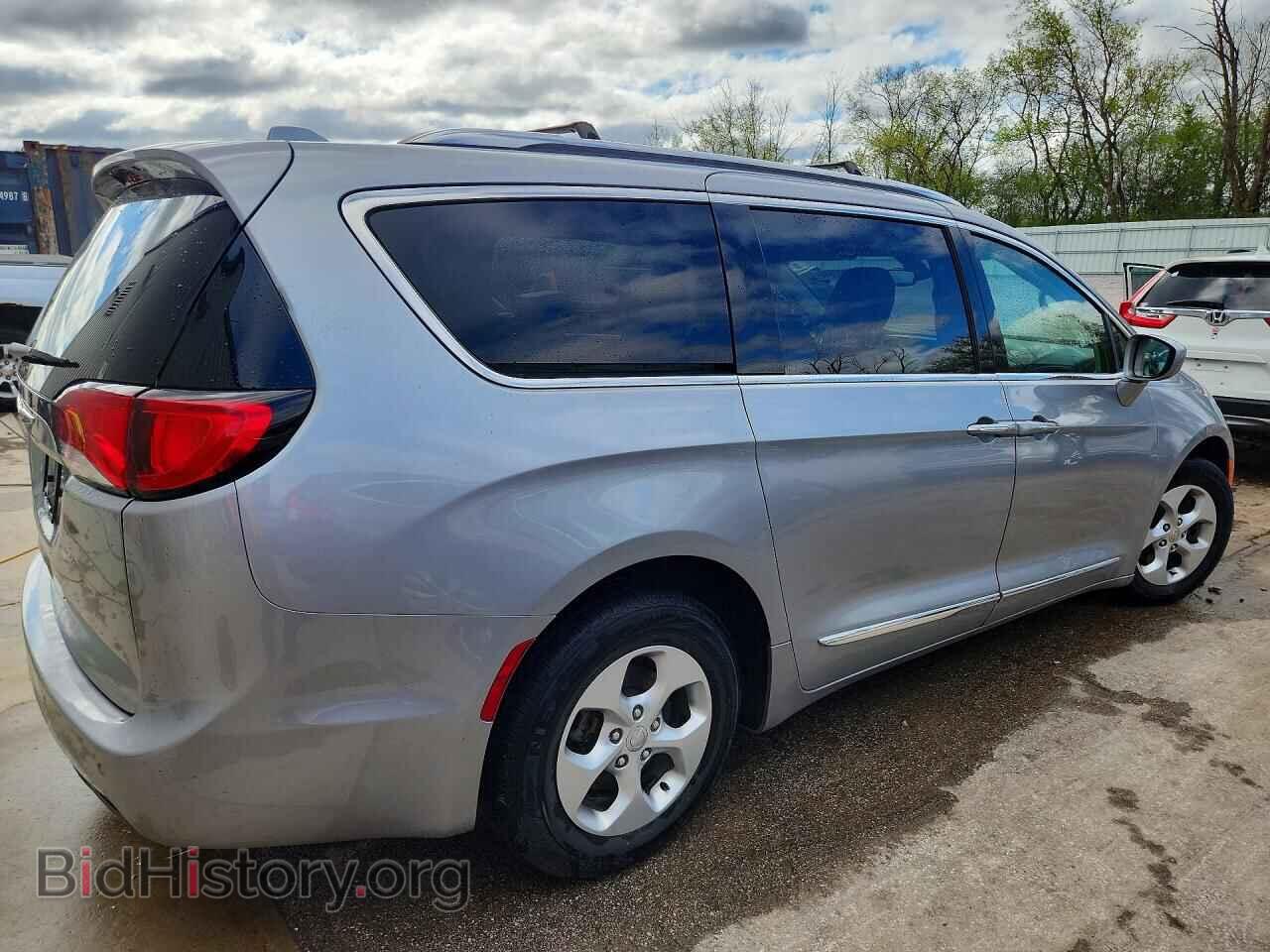 2017 CHRYSLER PACIFICA - VIN: 2C4RC1EG6HR822037 - Фото 3