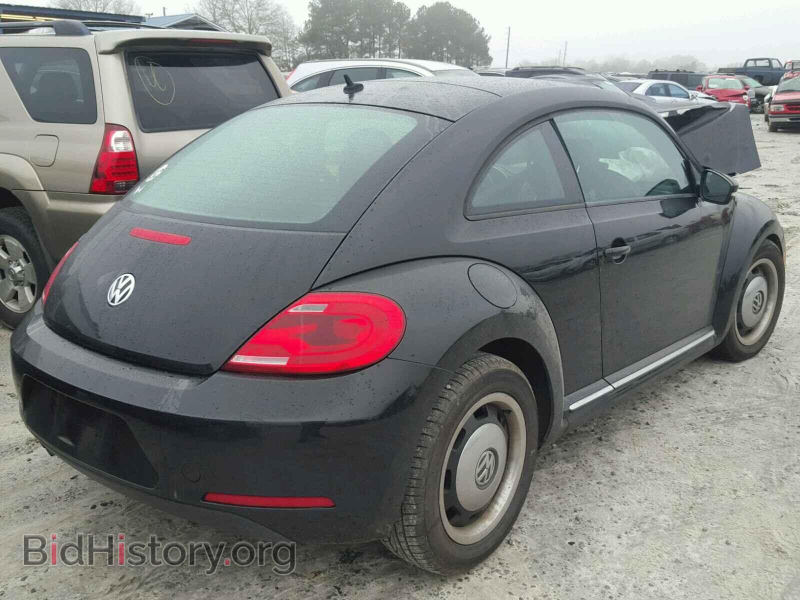 2012 VOLKSWAGEN BEETLE - VIN: 3VWJP7ATXCM650437 - Фото 4