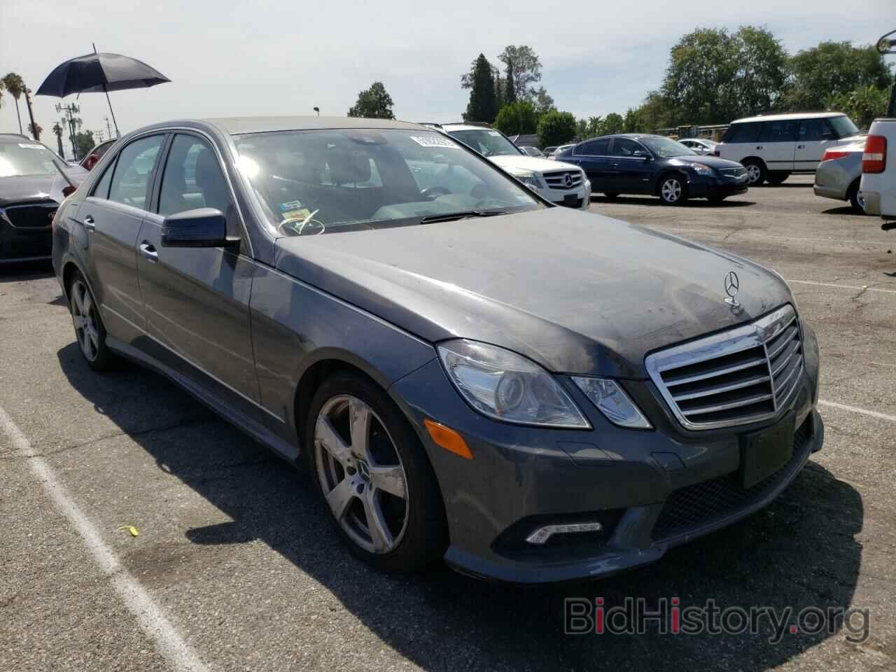 Photo WDDHF8HBXAA106964 - MERCEDES-BENZ E-CLASS 2010