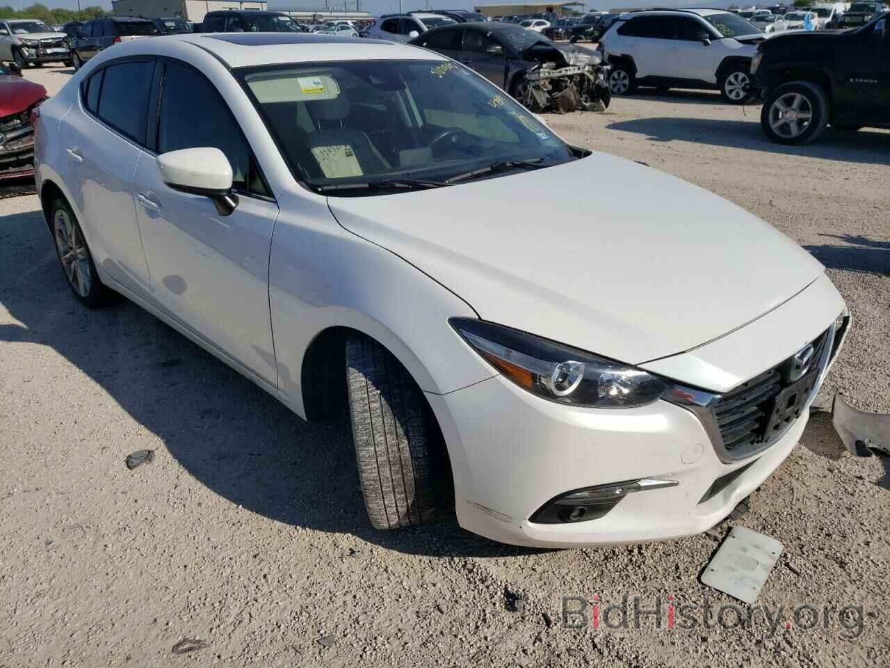 Фотография 3MZBN1W33HM127882 - MAZDA 3 2017