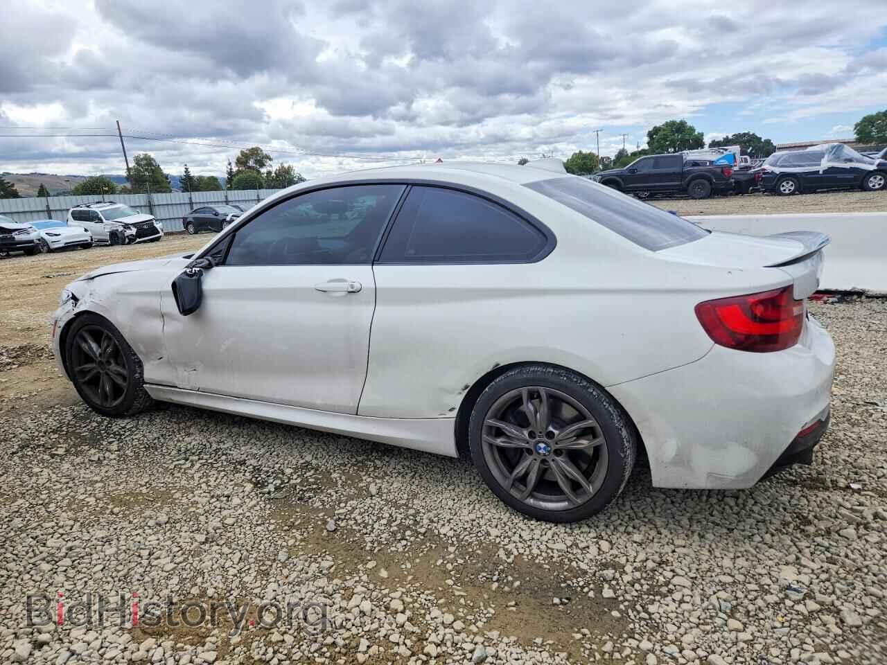 2015 BMW M2 - VIN: WBA1J9C52FVX98538 - Photo 2