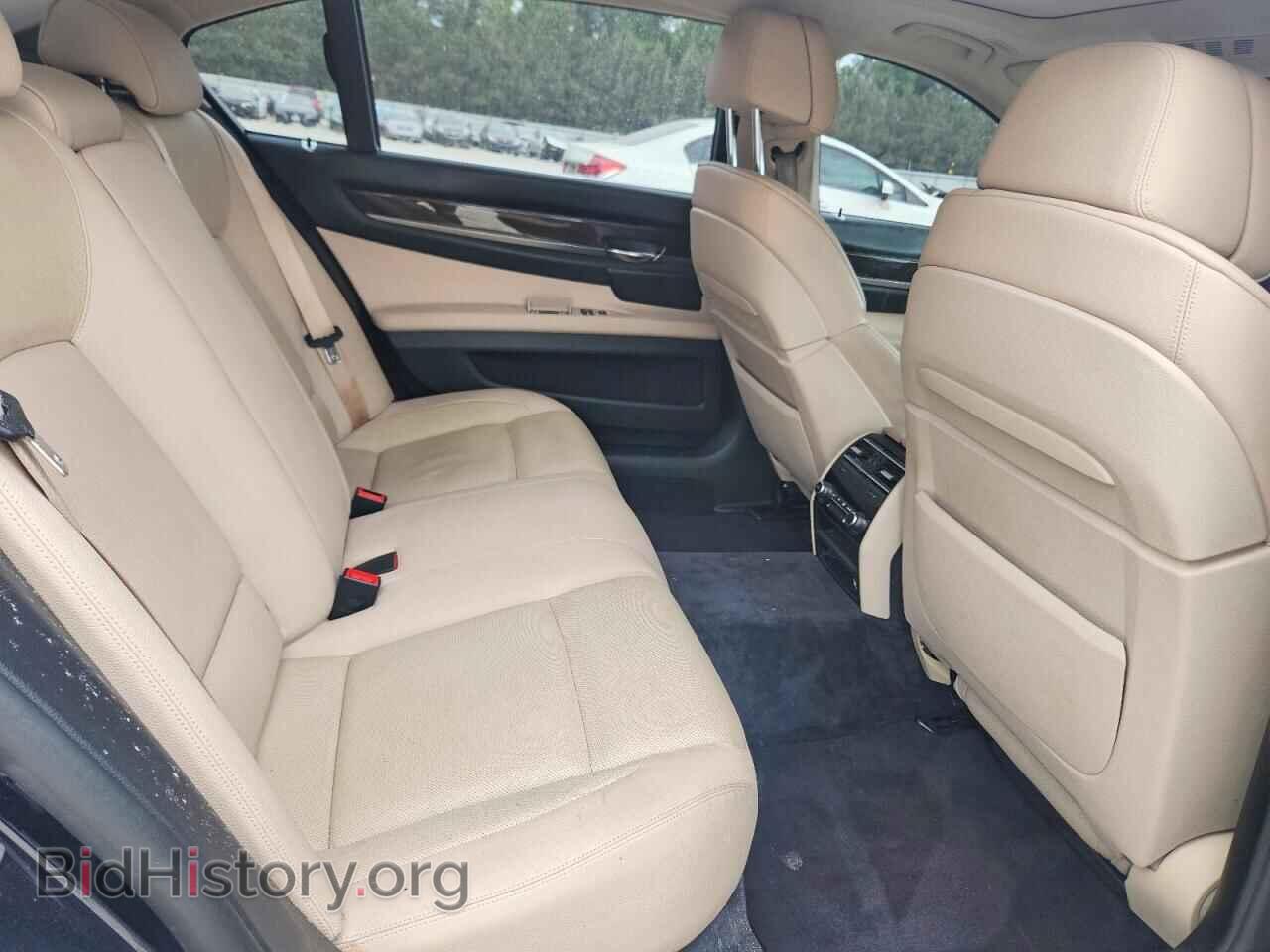 2011 BMW 7 SERIES - VIN: WBAKB4C54BC574133 - Photo 10