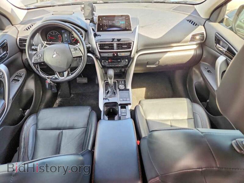 2018 Mitsubishi ECLIPSE (VIN JA4AT5AA5JZ039996) — photo 8 of 13