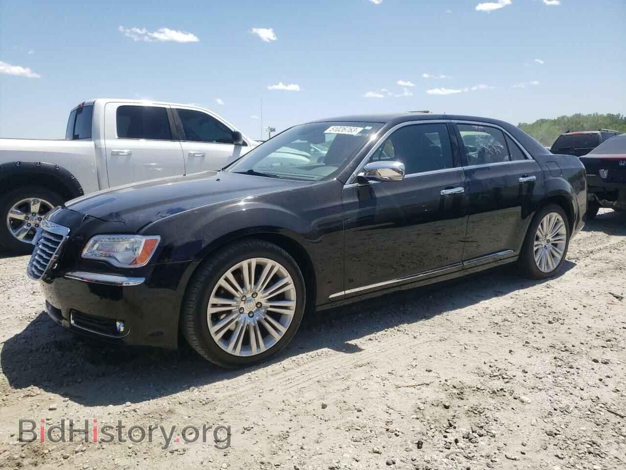 Фотография 2C3CCAET5DH504143 - CHRYSLER 300 2013