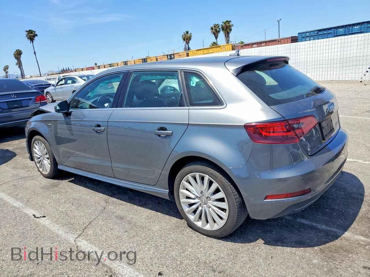 2016 AUDI A3 - VIN: WAUTPBFF4GA063636 - Фото 2