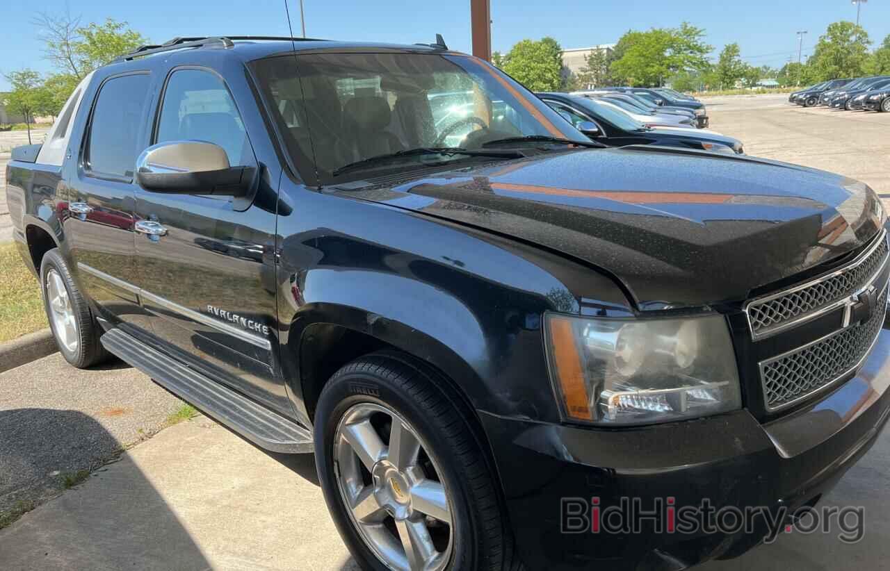 Photo 3GNVKGE07AG159443 - CHEVROLET AVALANCHE 2010