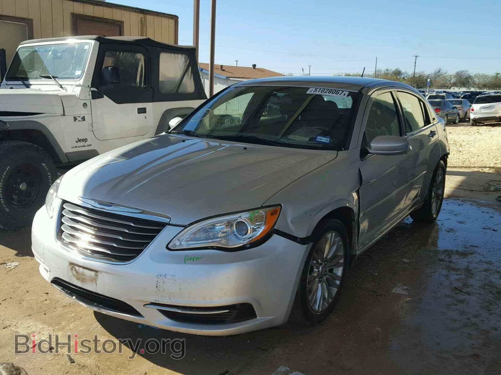 2012 CHRYSLER 200 - VIN: 1C3CCBAB5CN149094 - Фото 2