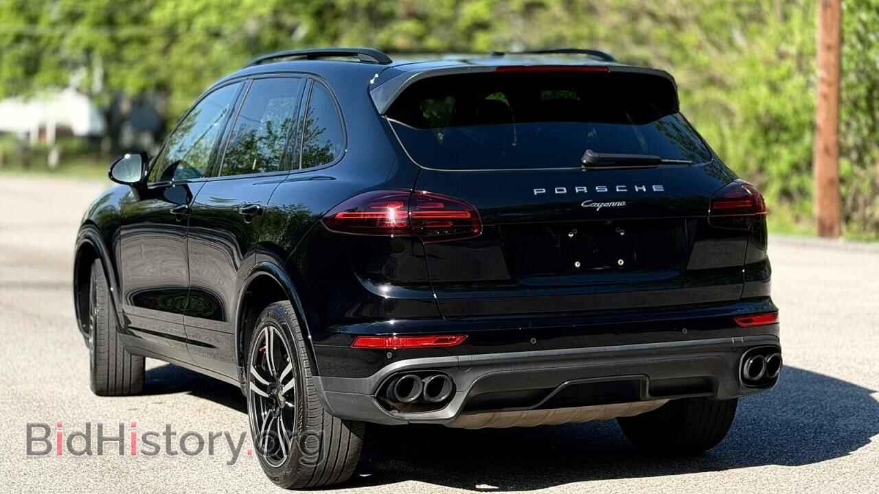 2017 PORSCHE CAYENNE - VIN: WP1AA2A21HKA86947 - Photo 3