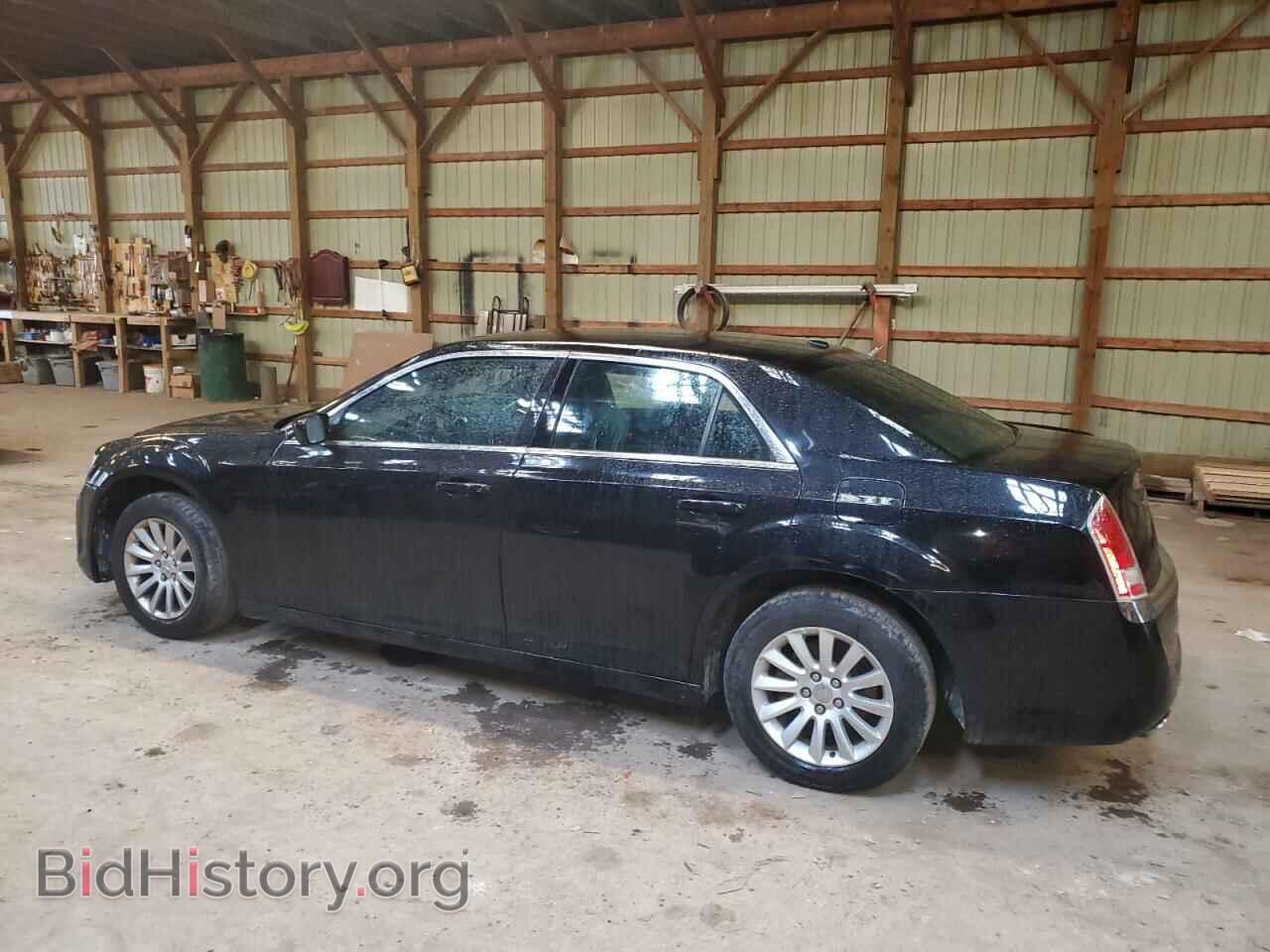 2013 CHRYSLER 300 - VIN: 2C3CCAAG4DH503915 - Фото 2