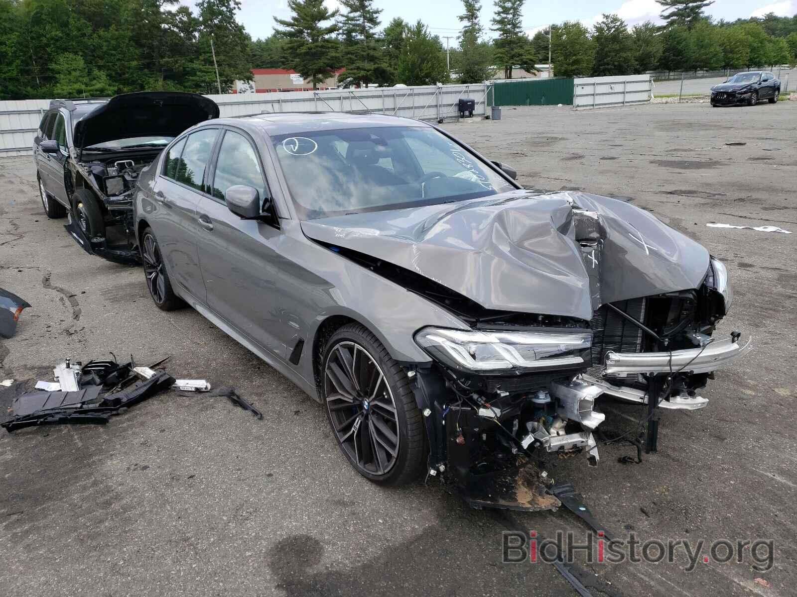 Photo WBA13BJ04MWX30662 - BMW 5 SERIES 2021