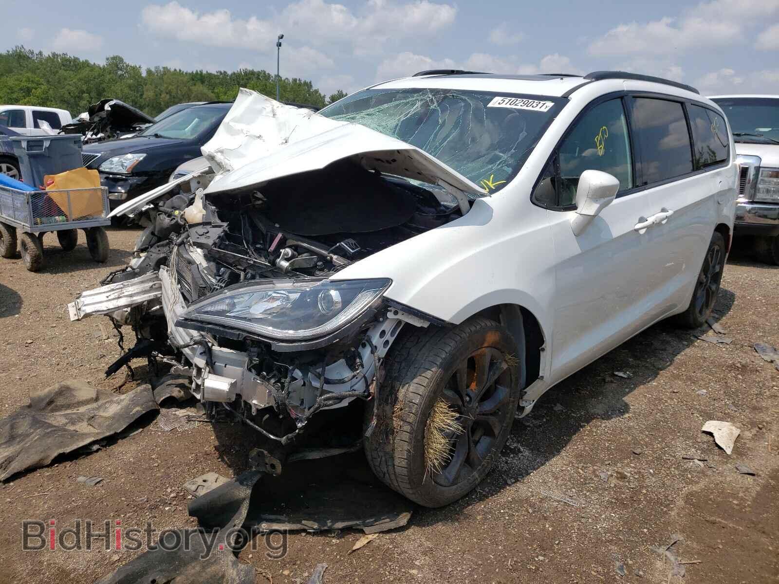 2018 CHRYSLER PACIFICA - VIN: 2C4RC1EG5JR193442 - Photo 2