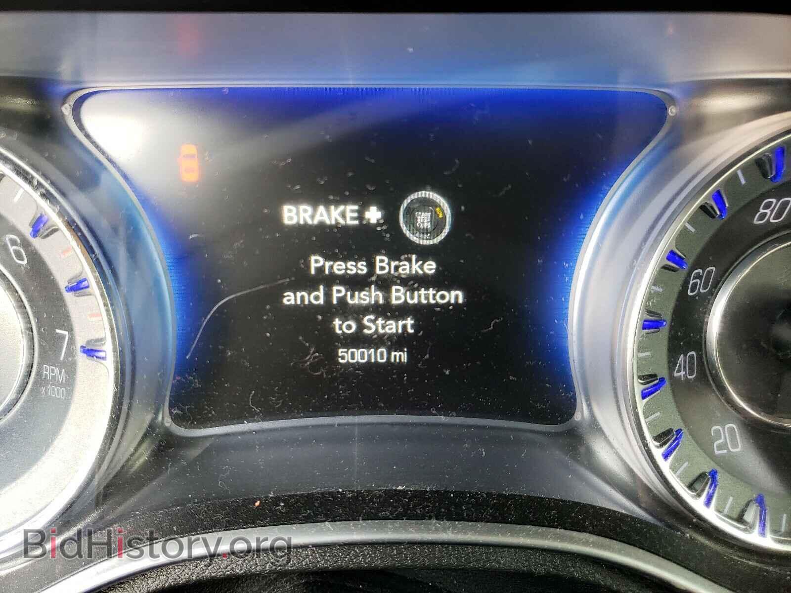 2016 CHRYSLER 300 - VIN: 2C3CCAAG3GH243267 - Фото 8