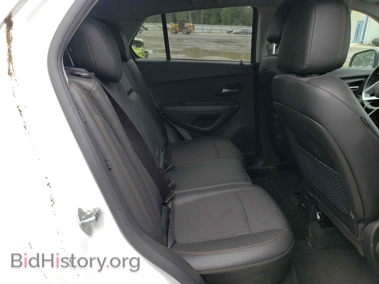 2019 CHEVROLET TRAX - VIN: KL7CJPSB8KB894772 - Фото 6