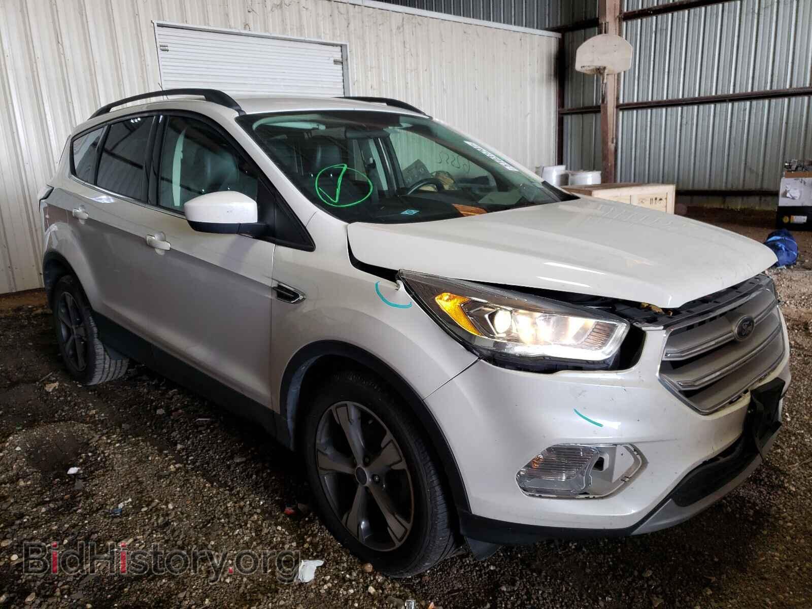 Фотография 1FMCU0GD4HUB20541 - FORD ESCAPE 2017