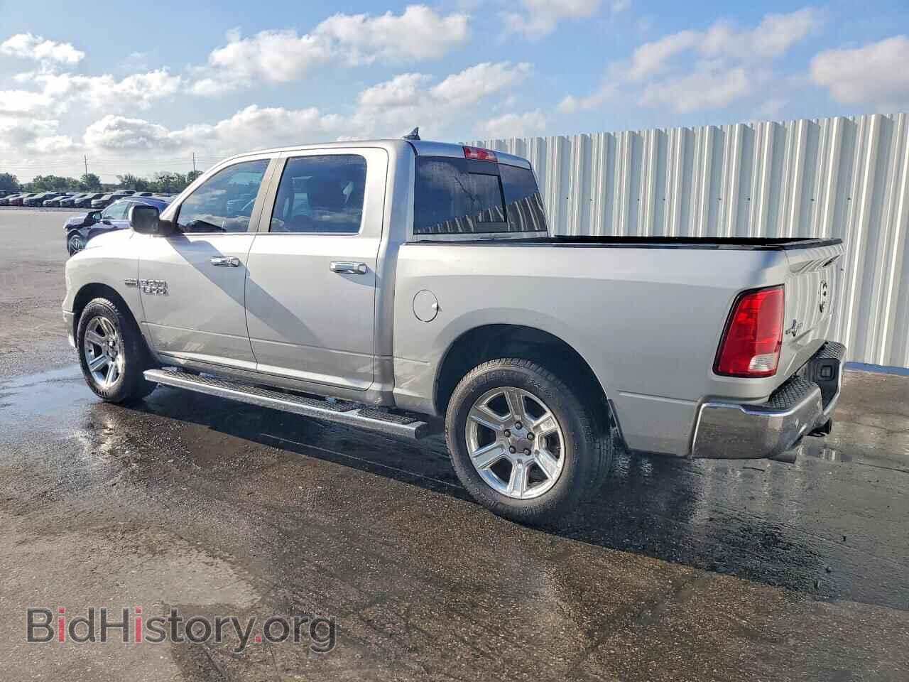 2018 RAM 1500 - VIN: 1C6RR6LTXJS207305 - Фото 2