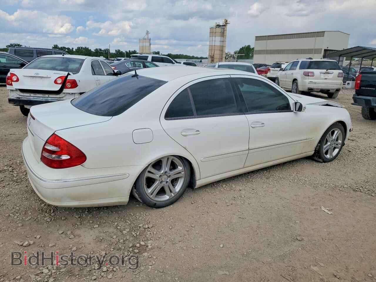 2005 MERCEDES-BENZ E-CLASS - VIN: WDBUF70JX5A687831 - Фото 3
