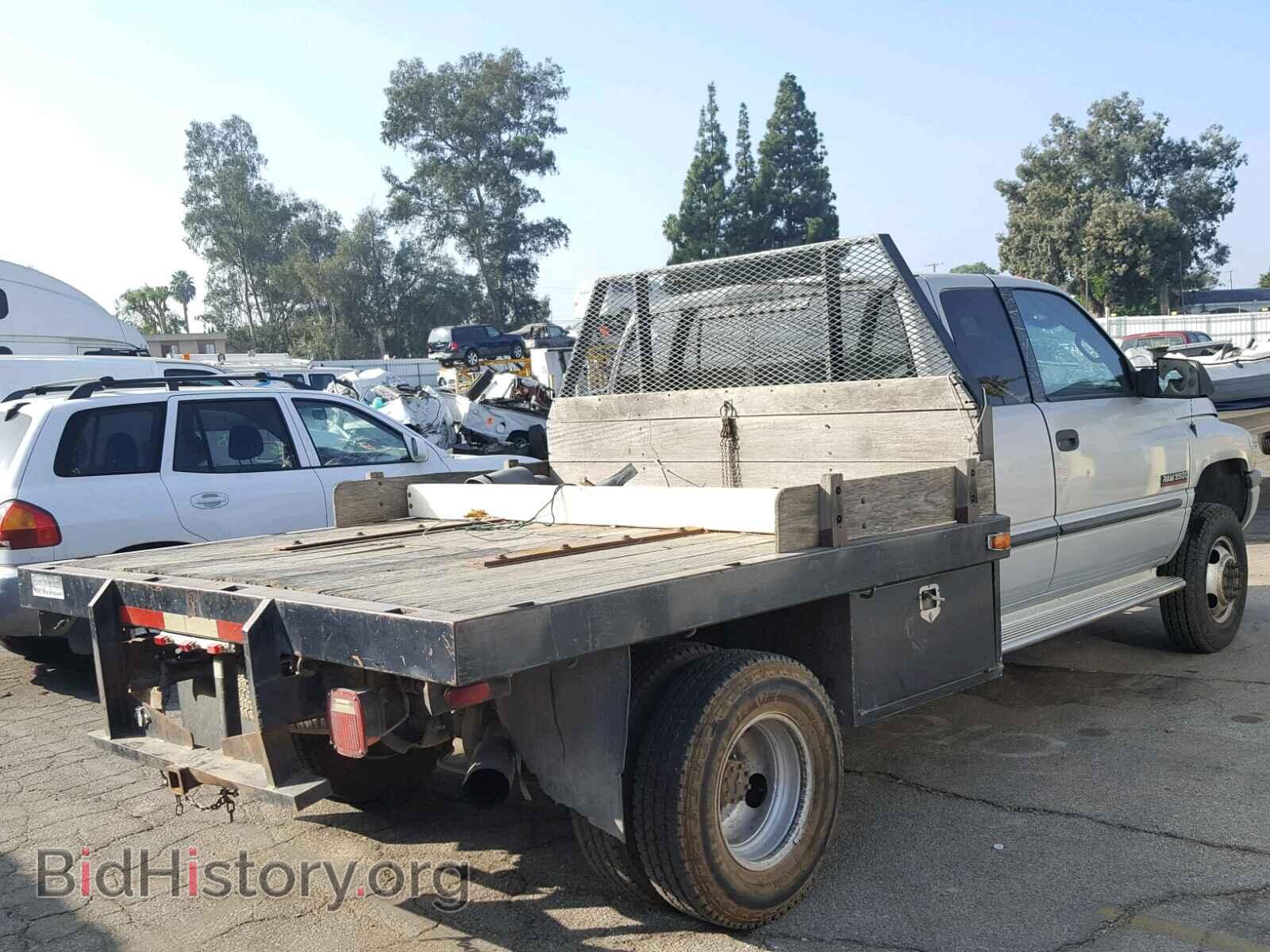 1999 DODGE RAM 3500 - VIN: 1B7MF3360XJ632762 - Фото 4
