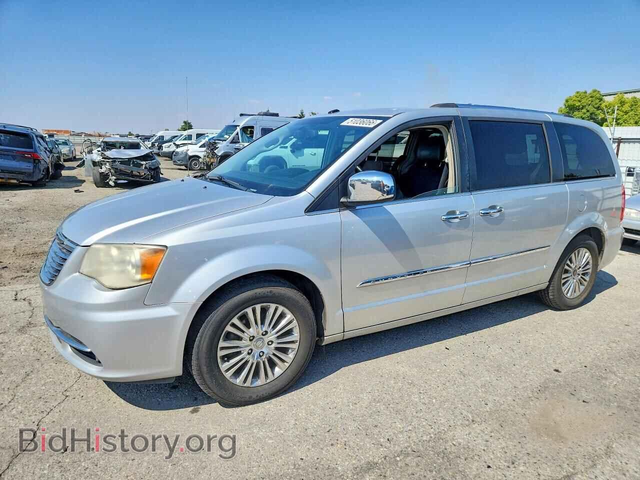 Photo 2A4RR6DG1BR610838 - CHRYSLER MINIVAN 2011