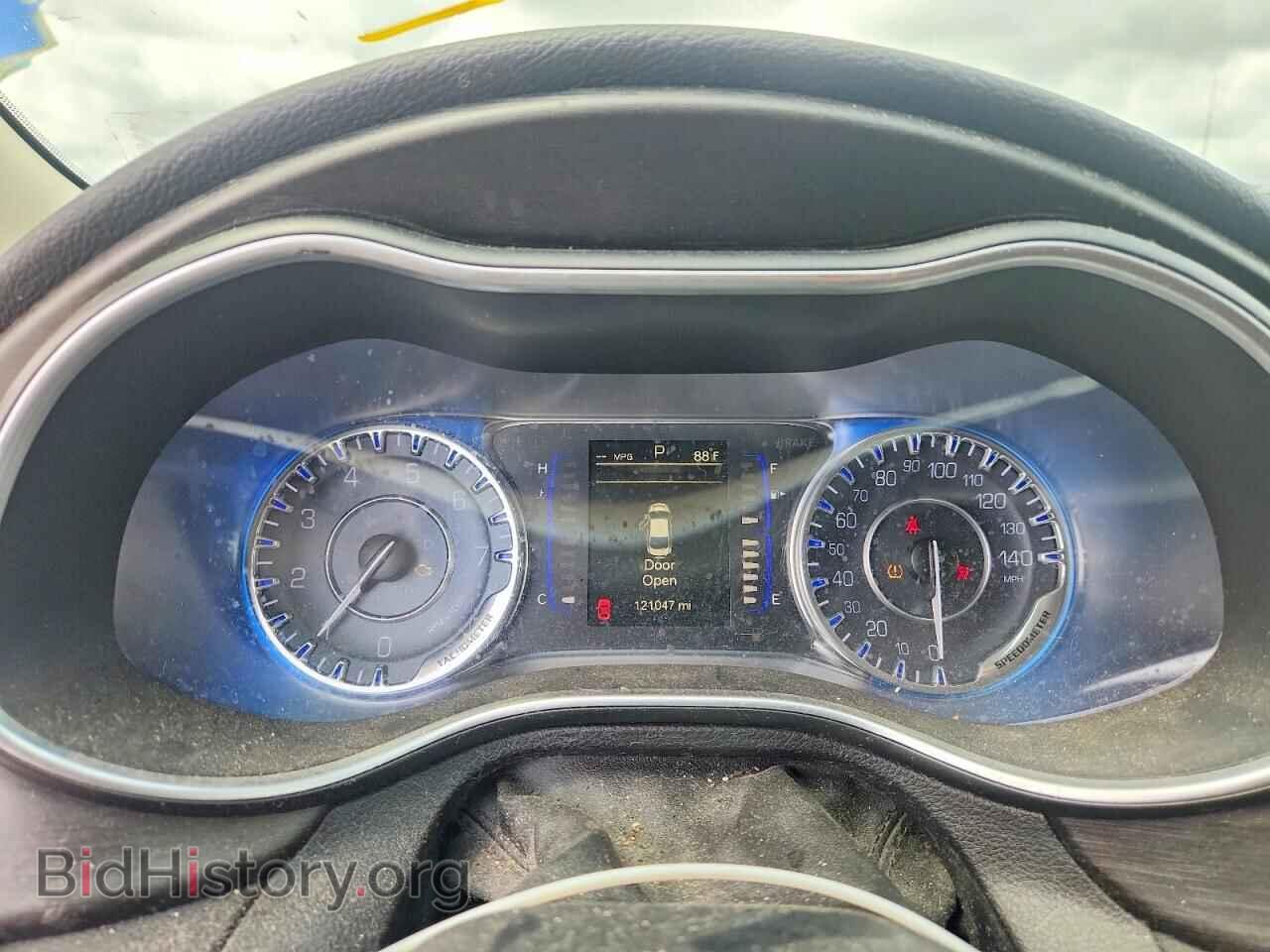 2016 CHRYSLER 200 - VIN: 1C3CCCAB3GN171901 - Photo 9