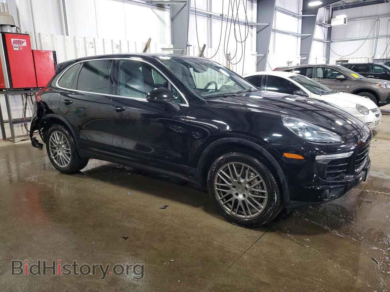 2017 PORSCHE CAYENNE - VIN: WP1AB2A25HLA53361 - Photo 4