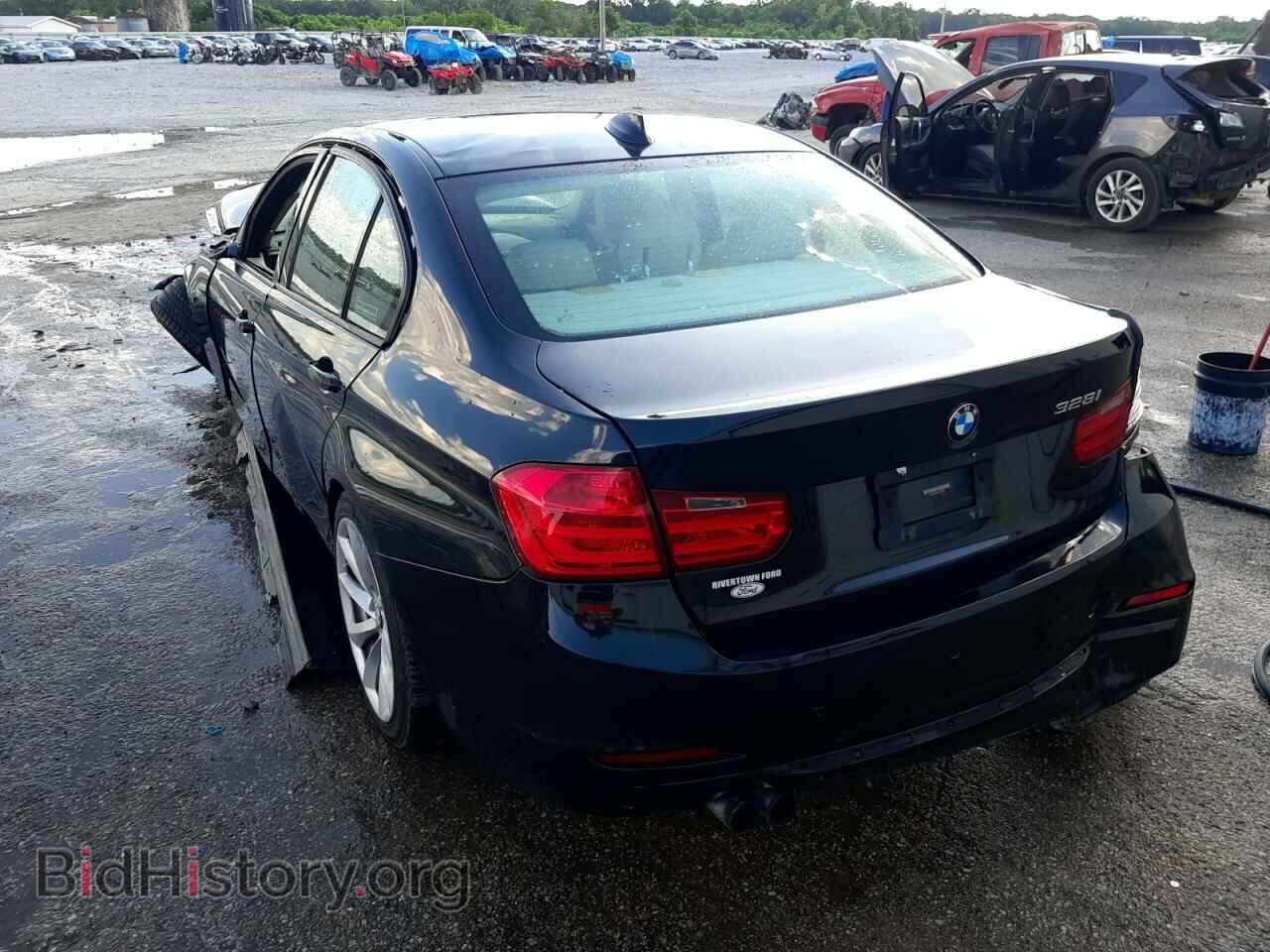 2012 BMW 3 SERIES - VIN: WBA3A5C56CF257290 - Фото 3