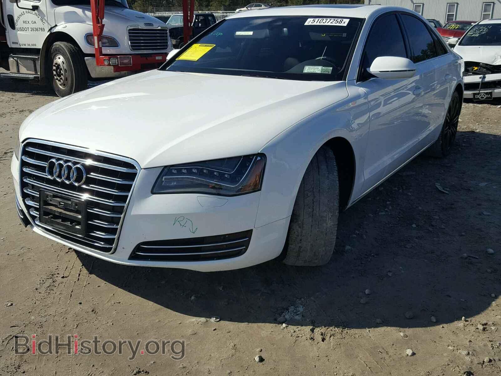 2011 AUDI A8 - VIN: WAUAVAFD2BN021585 - Фото 2