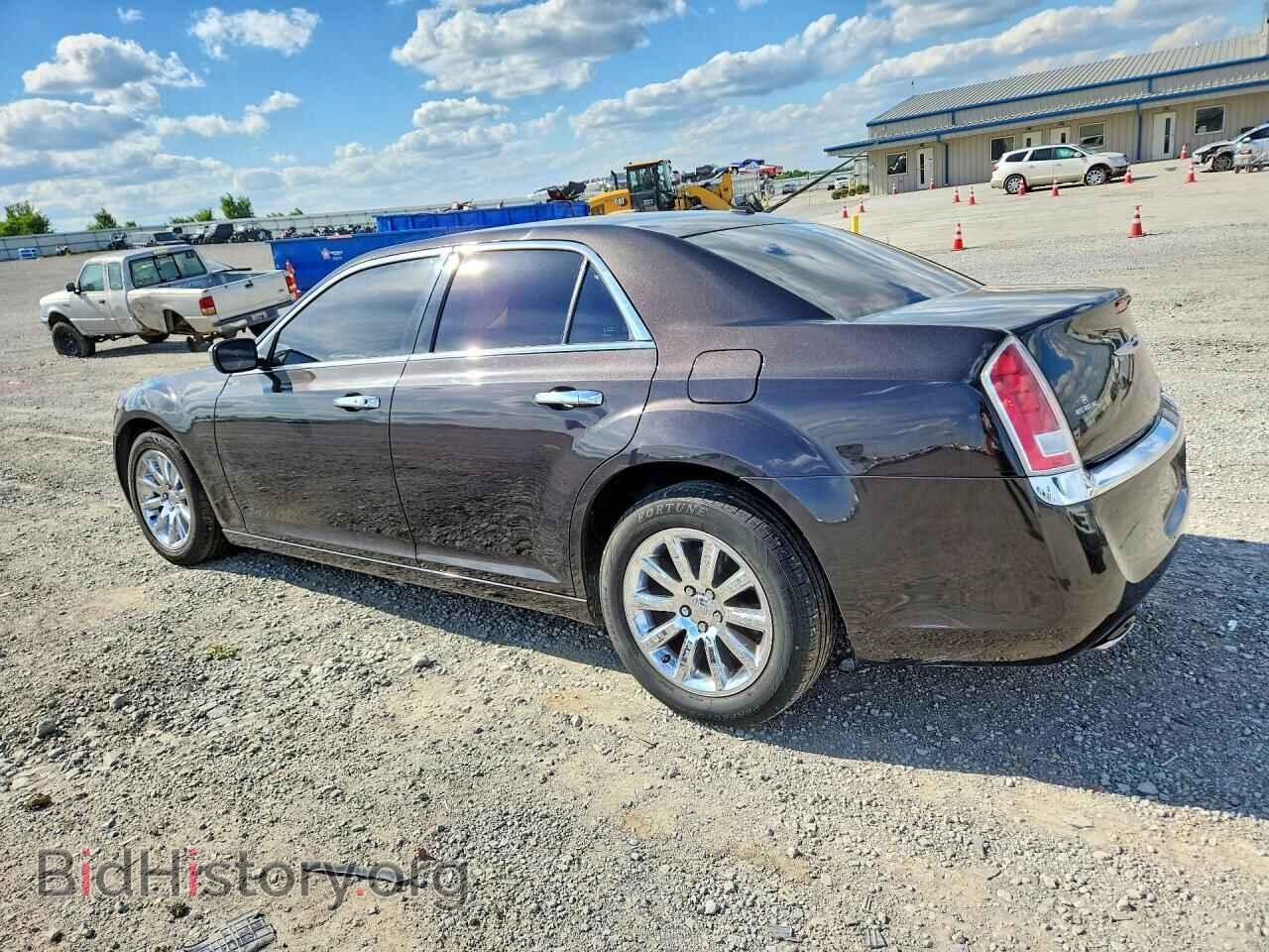 2013 CHRYSLER 300 - VIN: 2C3CCAAG8DH644227 - Фото 2