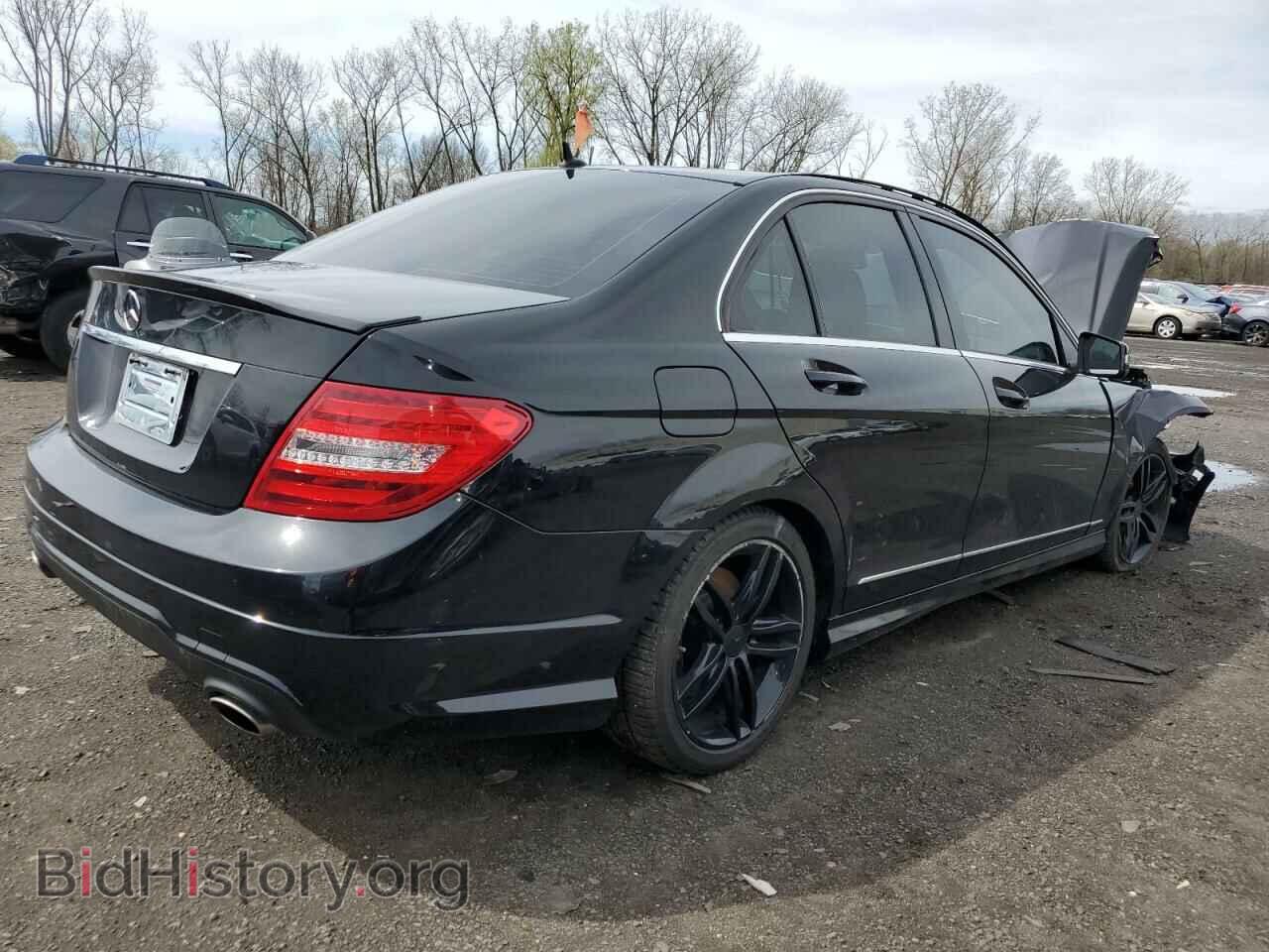 2012 MERCEDES-BENZ C-CLASS - VIN: WDDGF8BB9CF875210 - Фото 3