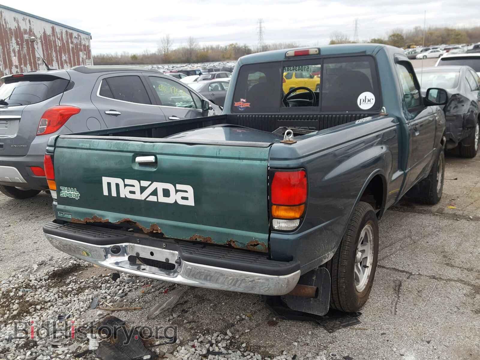 2000 MAZDA B2500 - VIN: 4F4YR12C1YTM11348 - Фото 4