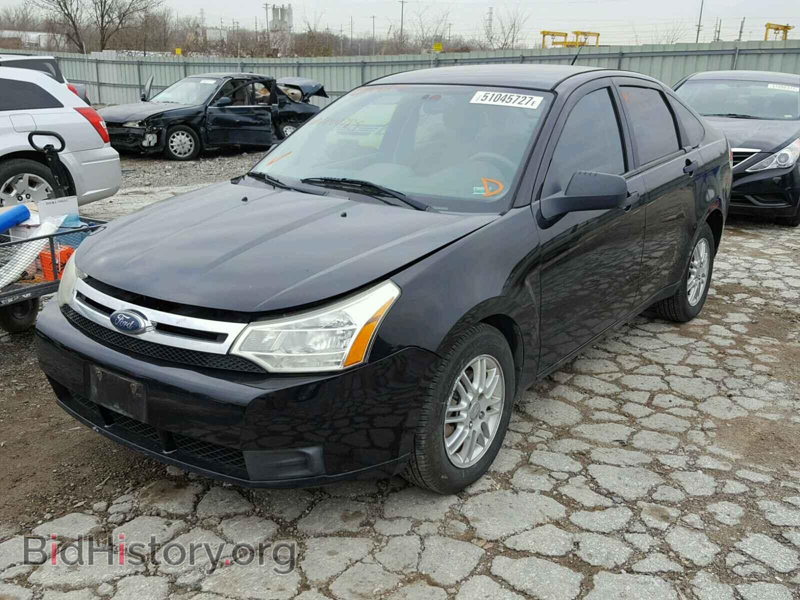 2008 FORD FOCUS - VIN: 1FAHP35NX8W140785 - Photo 2