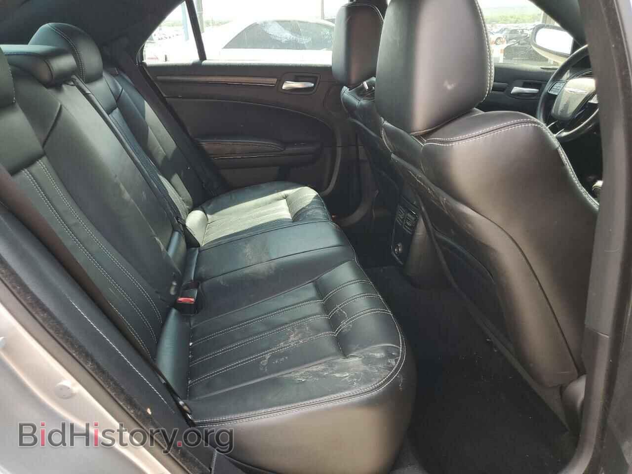 2014 CHRYSLER 300 - VIN: 2C3CCABG4EH144310 - Фото 10