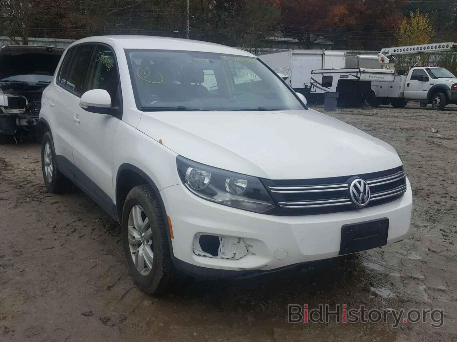 Фотография WVGBV3AX1EW549455 - VOLKSWAGEN TIGUAN S 2014