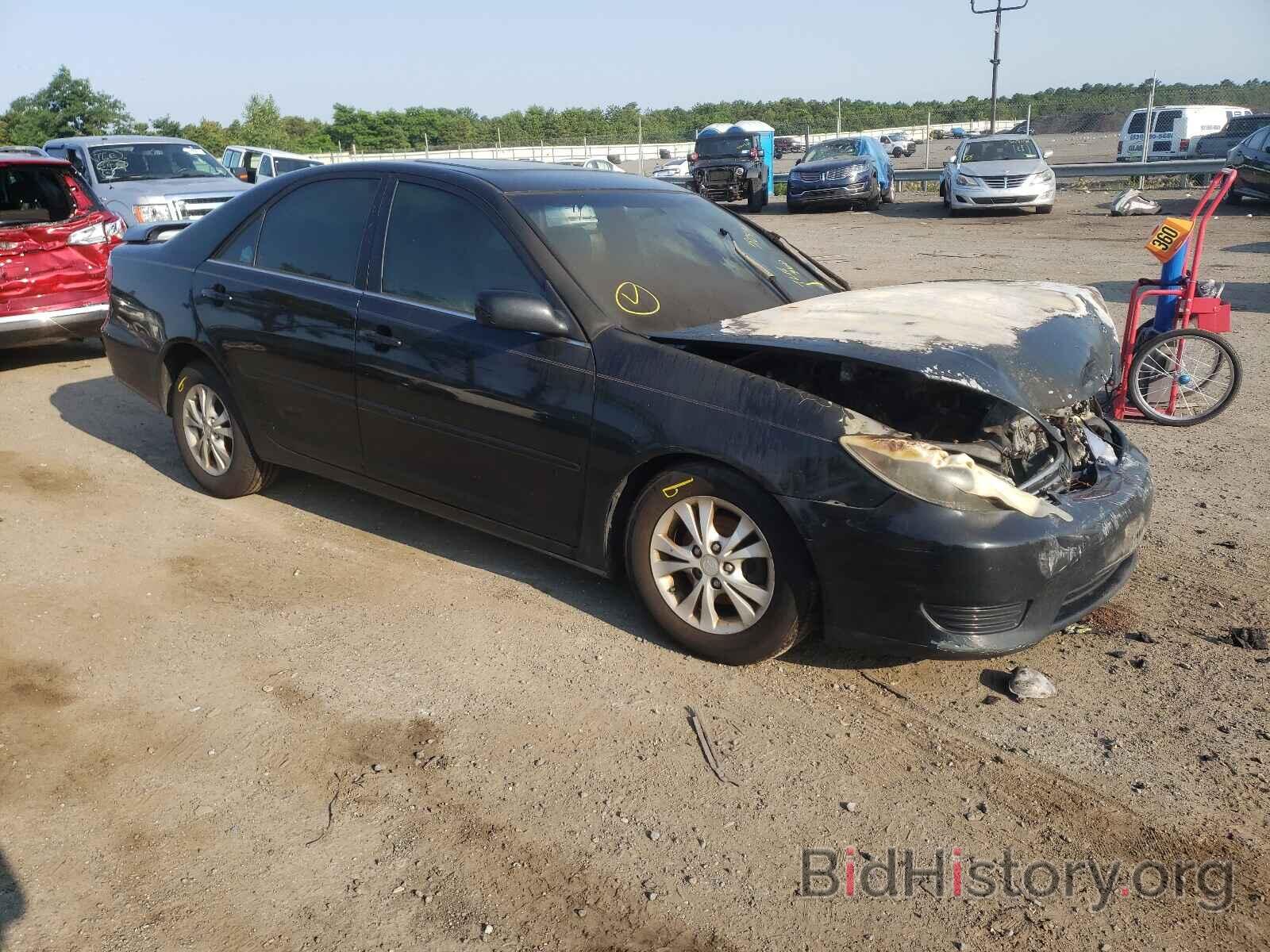 Photo 4T1BE32K66U115385 - TOYOTA CAMRY 2006