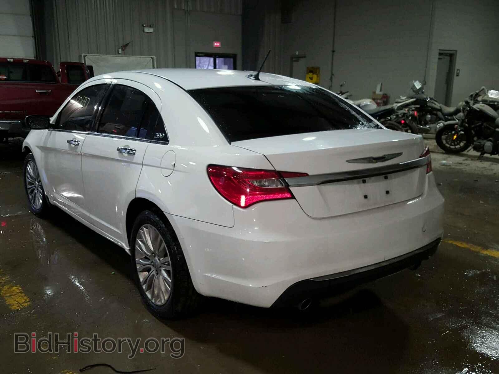 2013 CHRYSLER 200 - VIN: 1C3CCBCG9DN744010 - Фото 3
