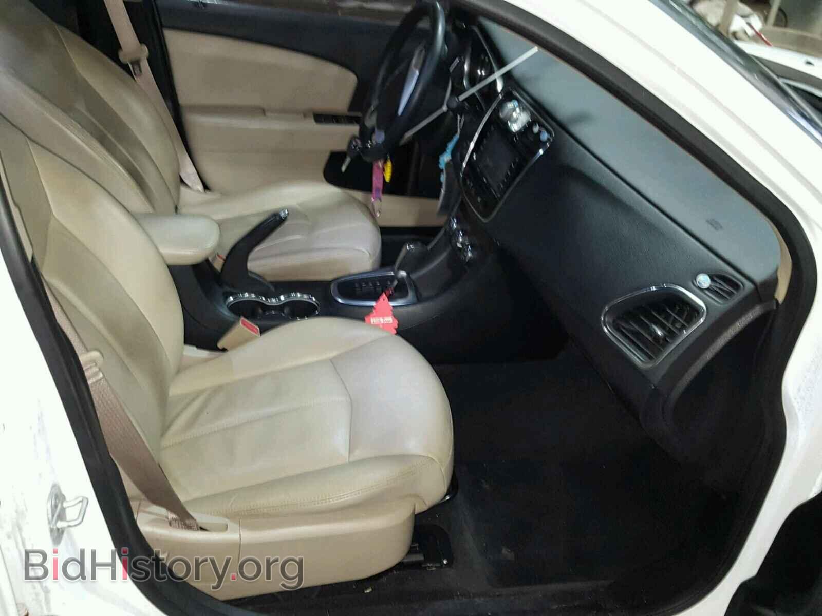 2013 CHRYSLER 200 - VIN: 1C3CCBCG9DN744010 - Фото 5