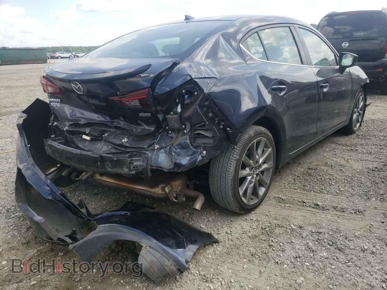 2018 MAZDA 3 - VIN: 3MZBN1V38JM211901 - Фото 4