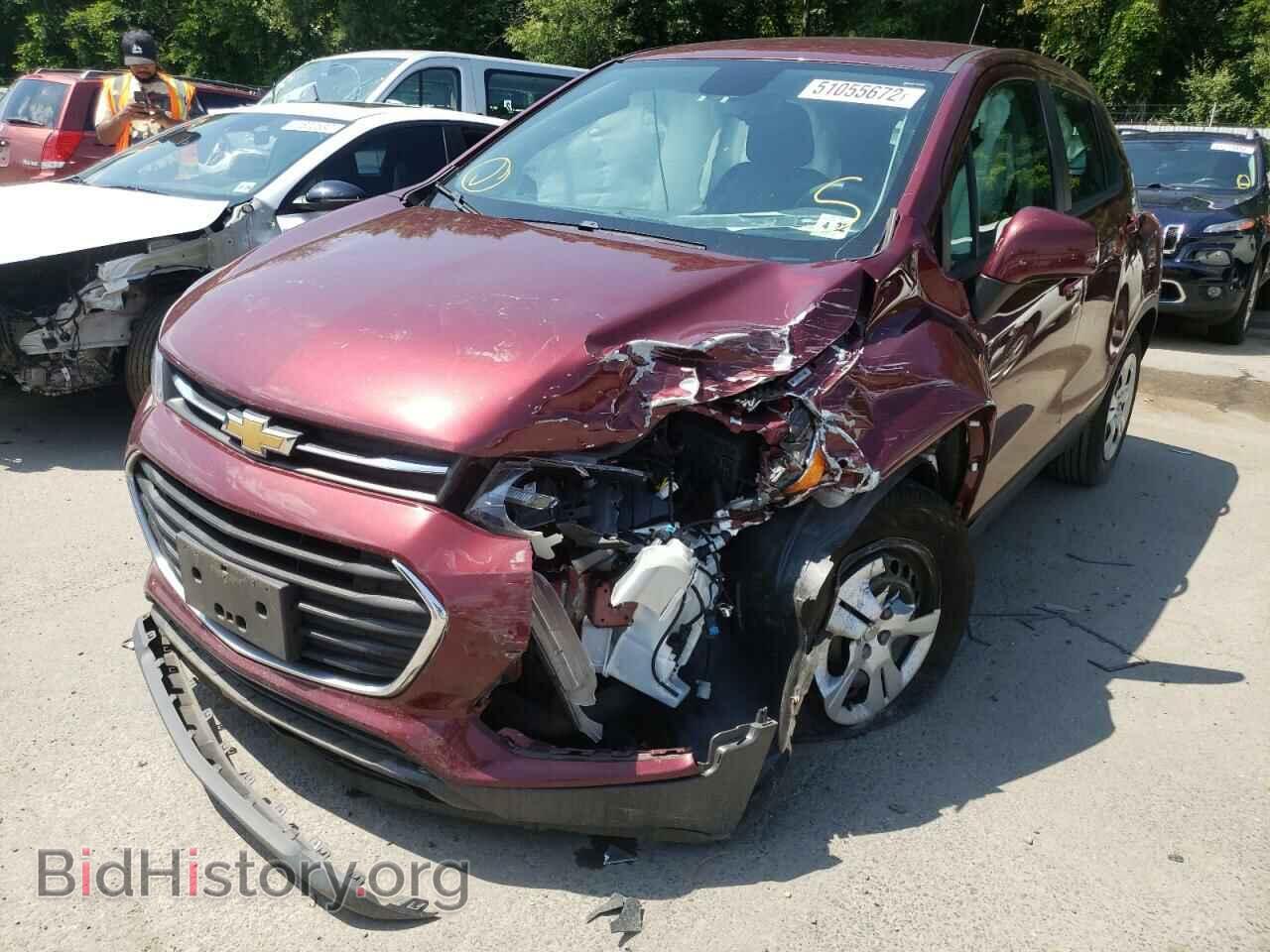 2017 CHEVROLET TRAX - VIN: 3GNCJKSB3HL209629 - Фото 2