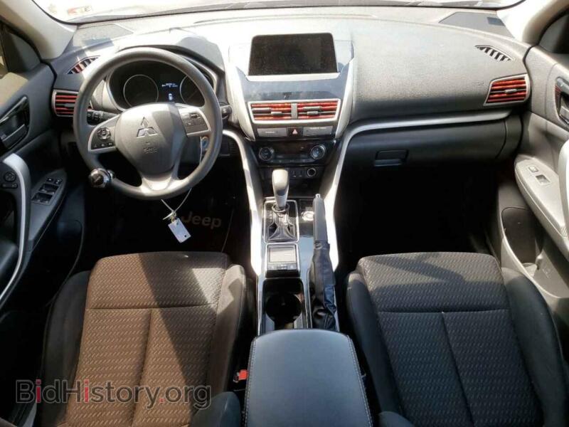 2018 Mitsubishi ECLIPSE (VIN JA4AT4AA3JZ044138) — фото 8 из 12