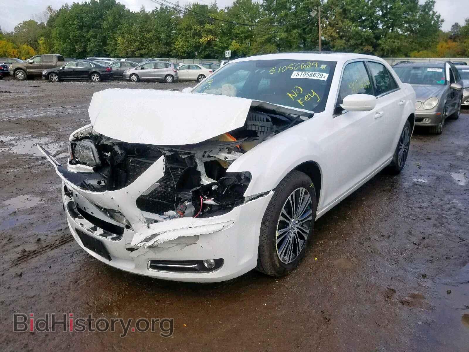 2014 CHRYSLER 300 - VIN: 2C3CCAGG0EH157659 - Фото 2