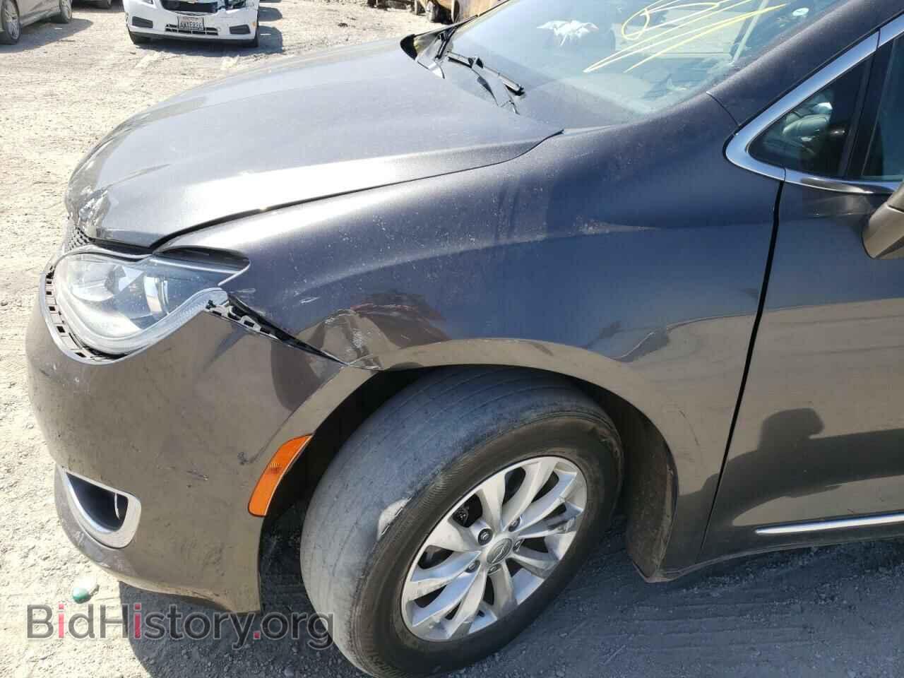 2018 CHRYSLER PACIFICA - VIN: 2C4RC1BG7JR109190 - Фото 9