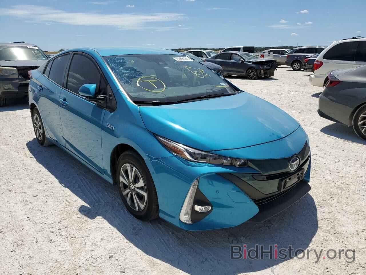 Photo JTDKARFP8H3057376 - TOYOTA PRIUS 2017