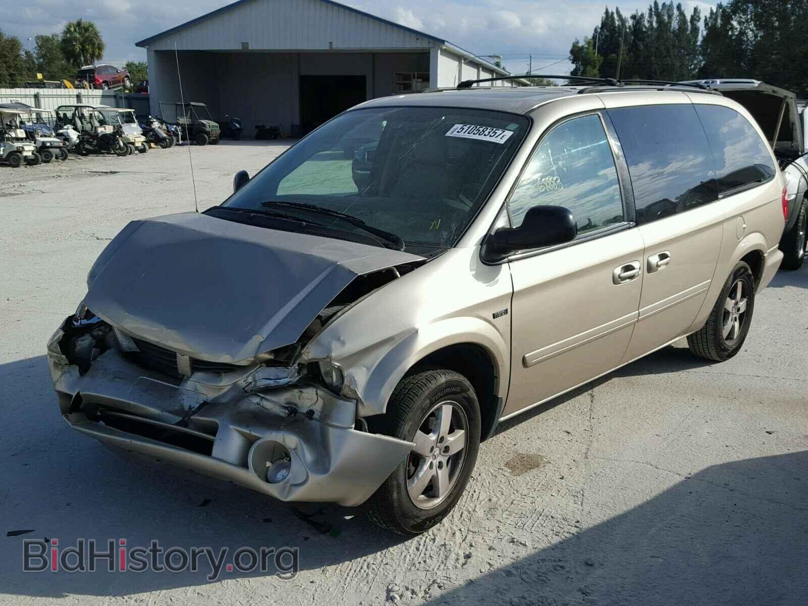 2007 DODGE CARAVAN - VIN: 2D4GP44L57R357358 - Фото 2