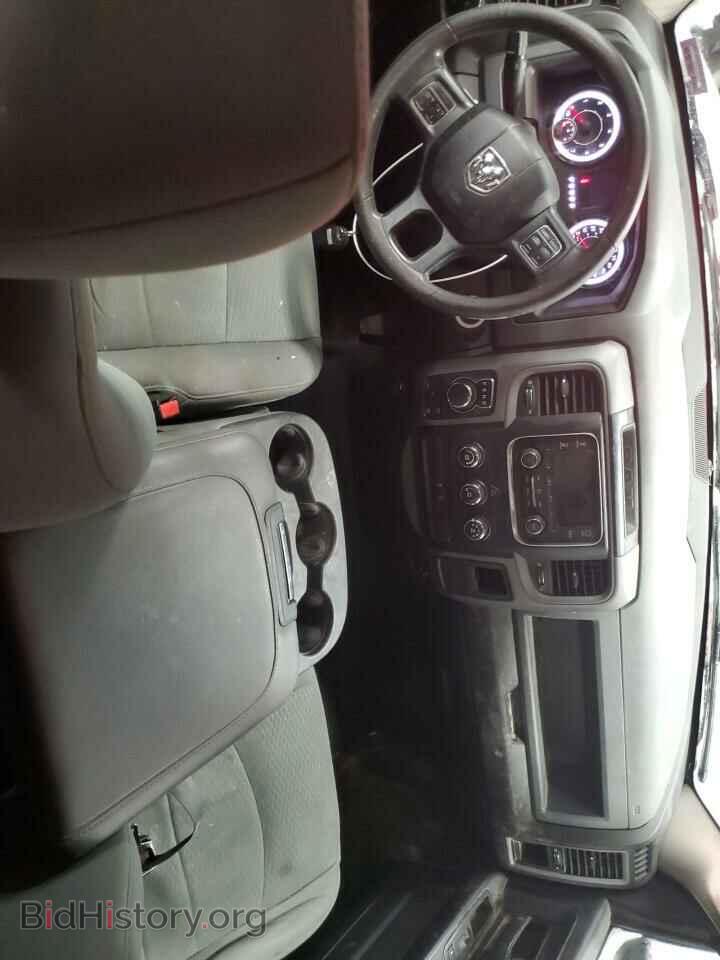 2018 RAM 1500 - VIN: 1C6RR7FGXJS215702 - Фото 8