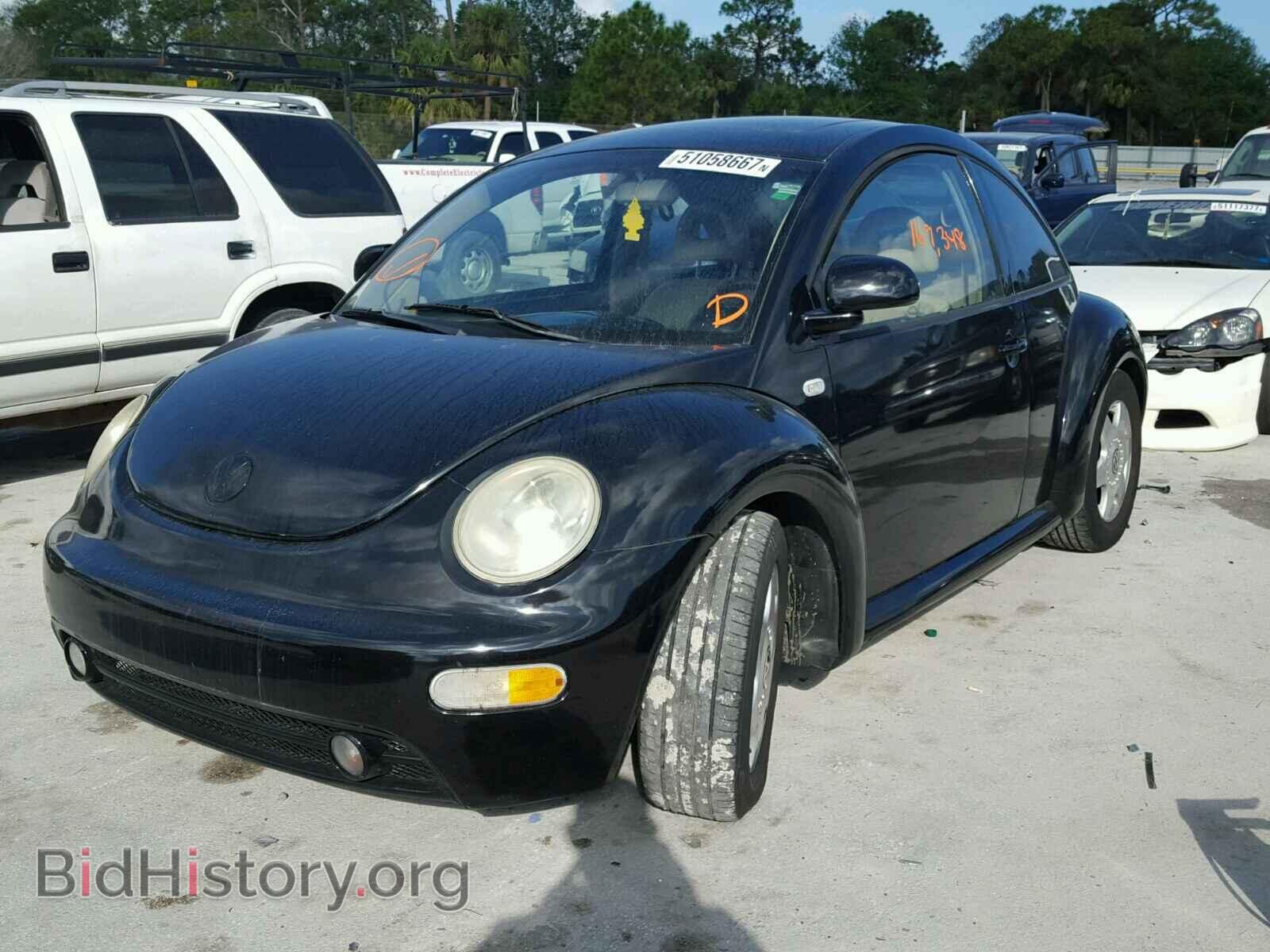 2000 VOLKSWAGEN BEETLE - VIN: 3VWDD21C5YM464420 - Фото 2