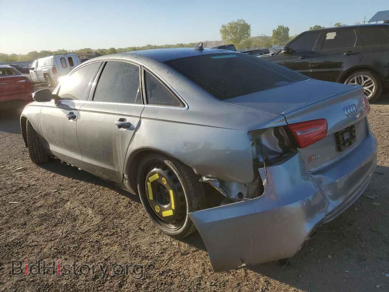 2013 AUDI S6/RS6 - VIN: WAUJ2AFC2DN042004 - Фото 2