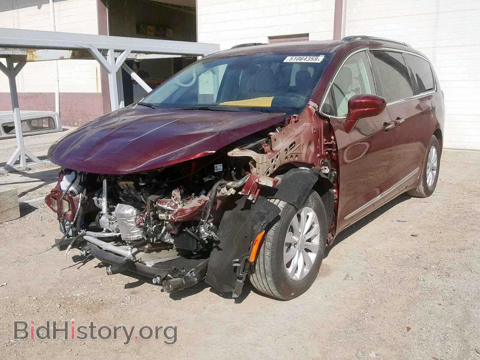 2018 CHRYSLER PACIFICA T - VIN: 2C4RC1EG2JR352580 - Photo 2