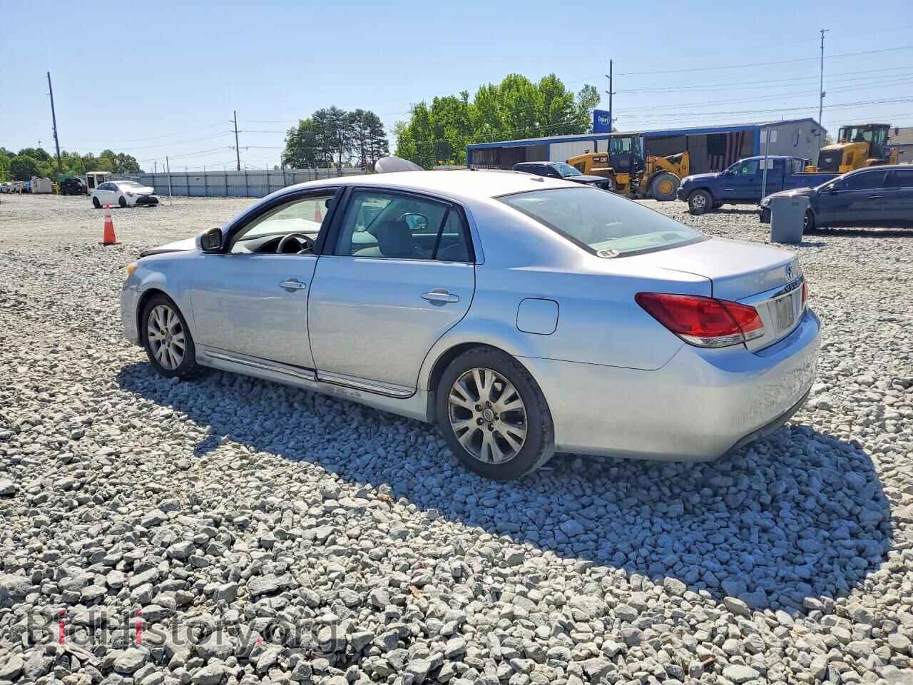 2011 TOYOTA AVALON - VIN: 4T1BK3DB8BU380941 - Фото 2