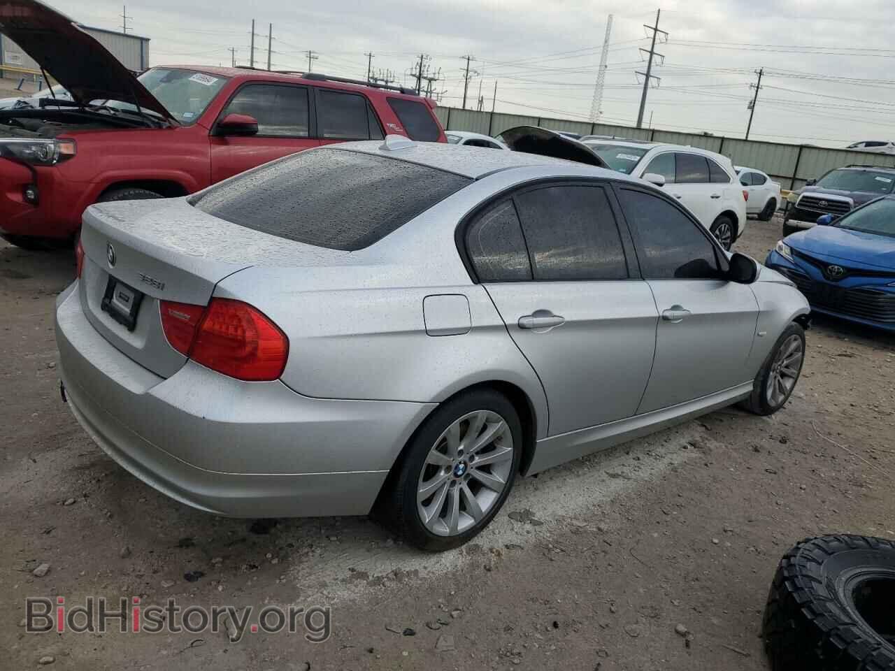 2011 BMW 3 SERIES - VIN: WBAPH7C57BE851397 - Фото 3